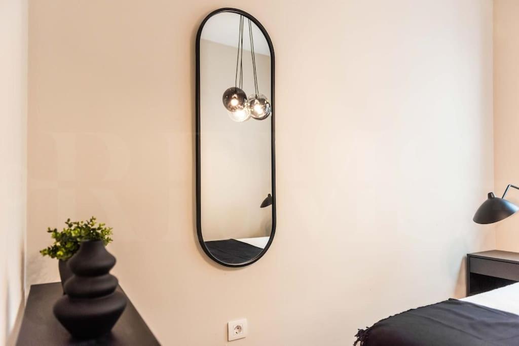 Contemporary Minimalist Apartment By Rems มาลากา ภายนอก รูปภาพ